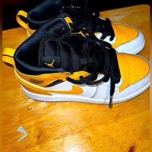 Used Nike sneakers. Size 2